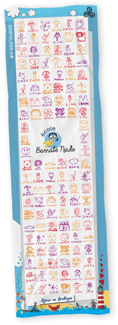 Serviette microfibre 30 x 130 cm imprimée avec les dessins des enfants de l'école