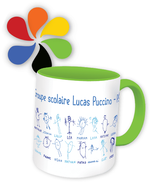 Mug couleur personnalisé avec les dessins des enfants de l'école