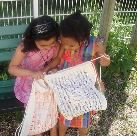 Sac à dos coton couleur customisé avec le logo de l'école