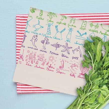 Torchon customisé par les enfants pour l'école, impression couleur